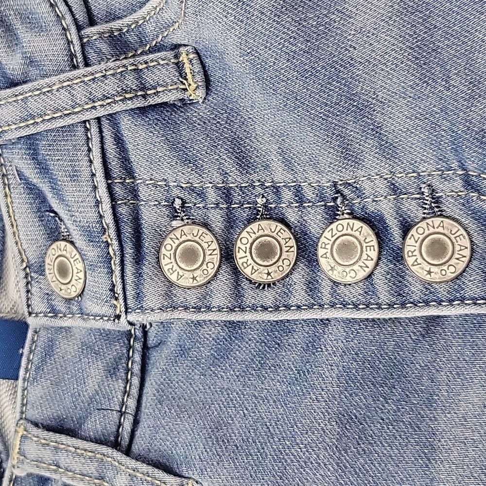 Arizona Jean Co Hi Rise Skinny Jeans for Women with Buttons Size 3 - Picture 9 of 12